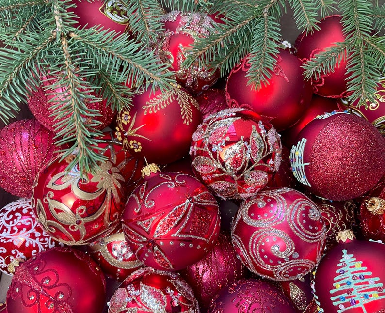 50 Handcrafted Christmas Glass Ornaments Set - Festive Set of red Balls Ornaments for Holiday Home Decor 2024, Christmas decorations