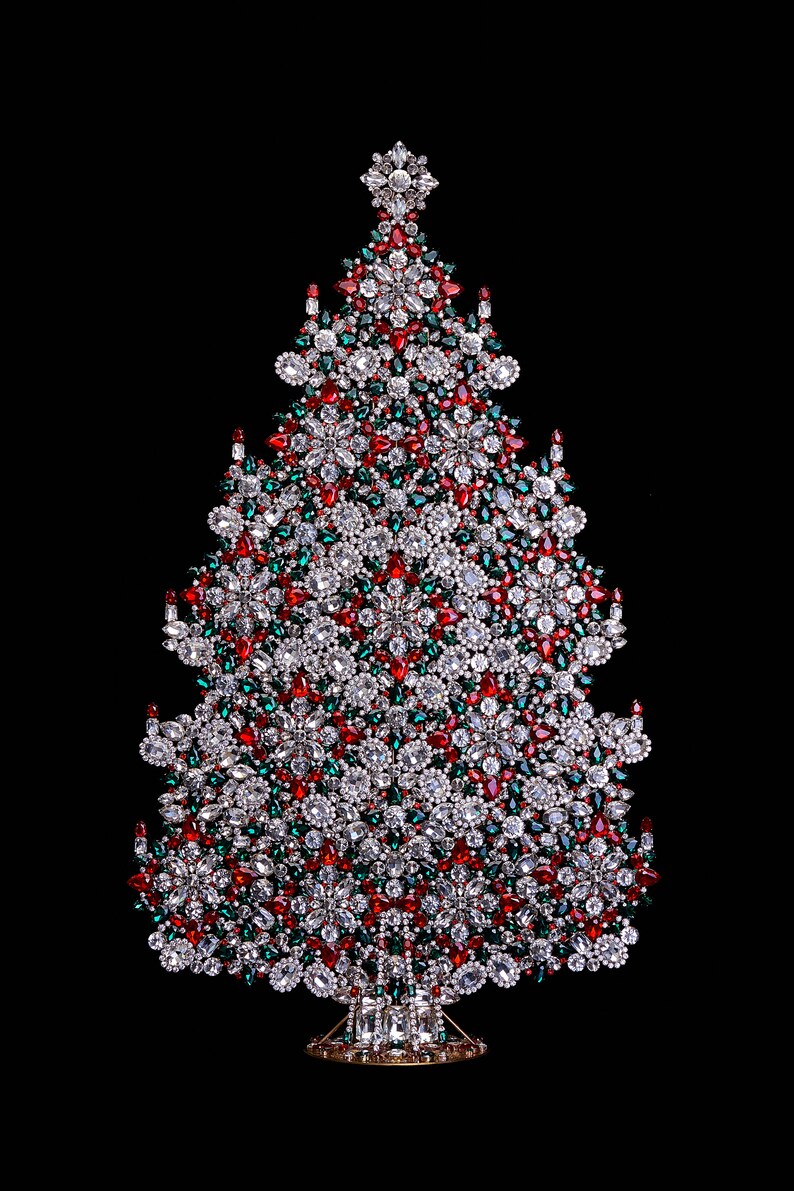 شجرة عيد الميلاد العتيقة المرصعة بأحجار الراين: تصميم شمعة من الكريستال التشيكي، مصنوعة يدويًا 